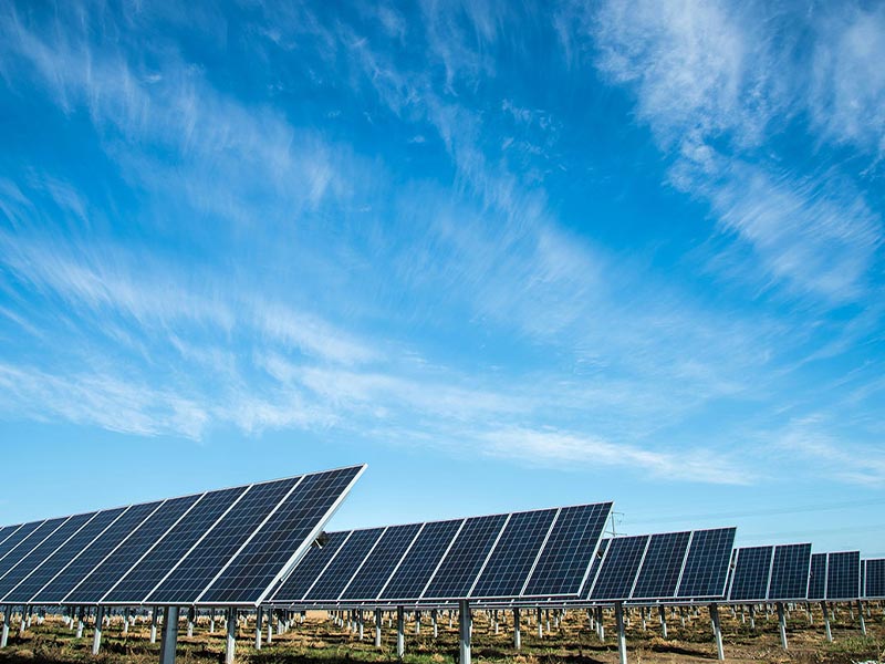 Welche Faktoren sollten Sie bei der Auswahl eines Solarmontagesystems berücksichtigen?